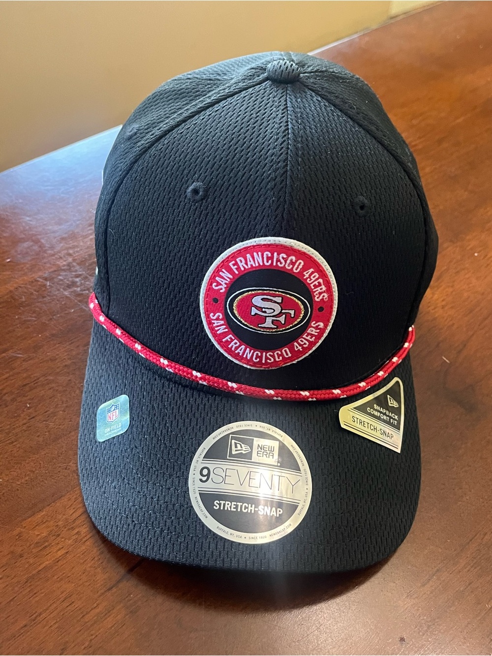 San Francisco 49ers Hat New Era 2024 Sideline 9SEVENTY Stretch-Snap Black Rope